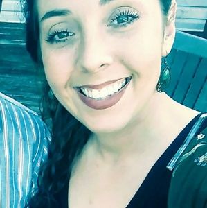 Meet your Posher, Cristal